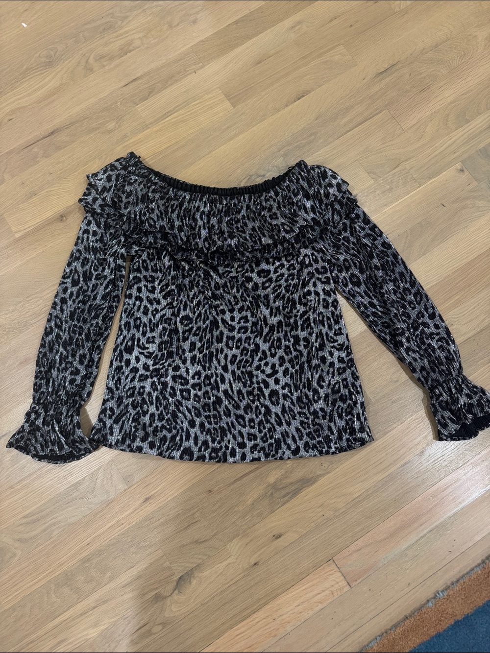 NWT MICHAEL KORS Off-Shoulder Long Sleeve Leopard Print Top